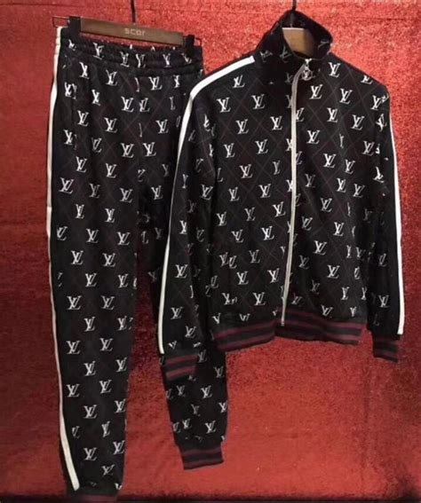 louis vuitton mens jogging suit|louis vuitton jogger pants.